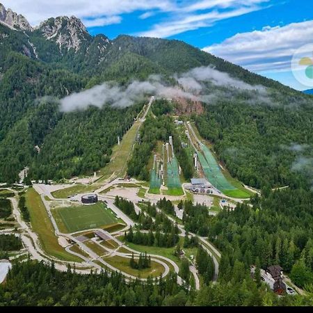 RatečeZbogar公寓 外观 照片