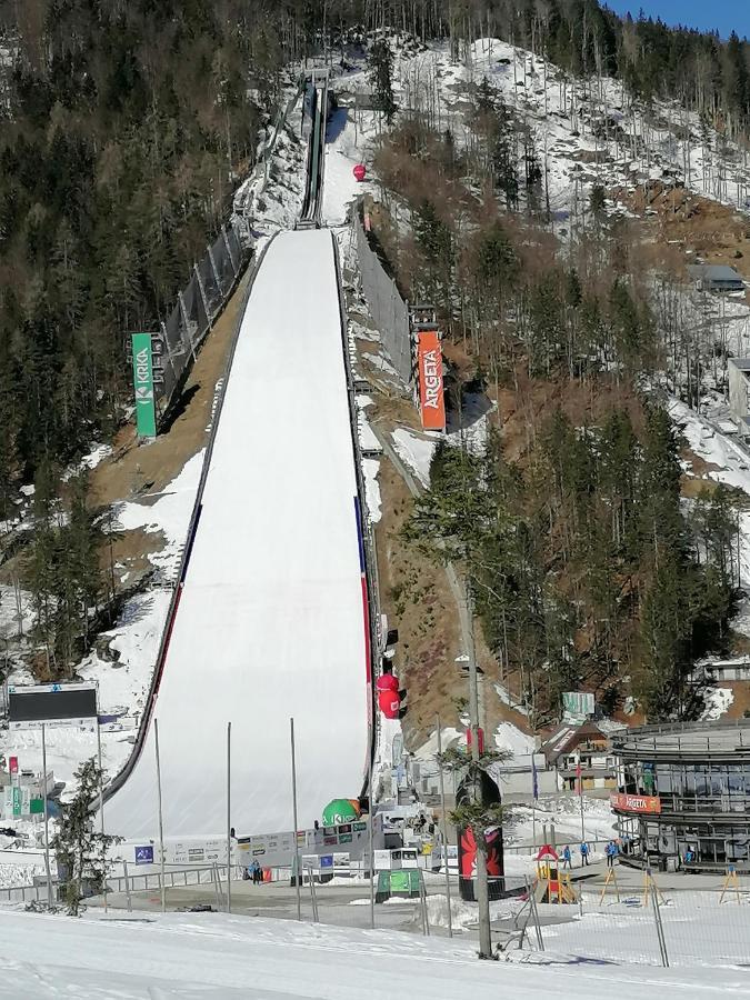 RatečeZbogar公寓 外观 照片